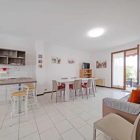 Апартаменты Casa Ruby Geraeumige Mit Pool *