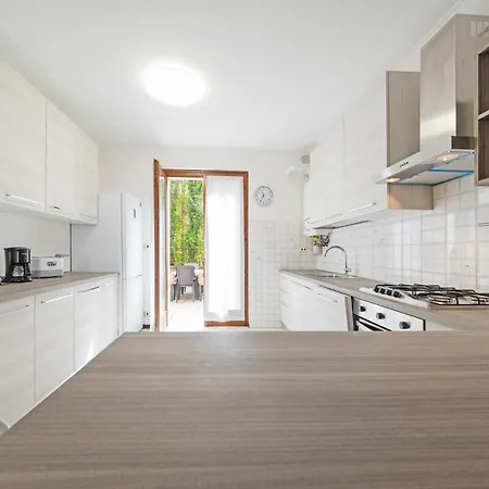 Апартаменты Casa Ruby Geraeumige Mit Pool