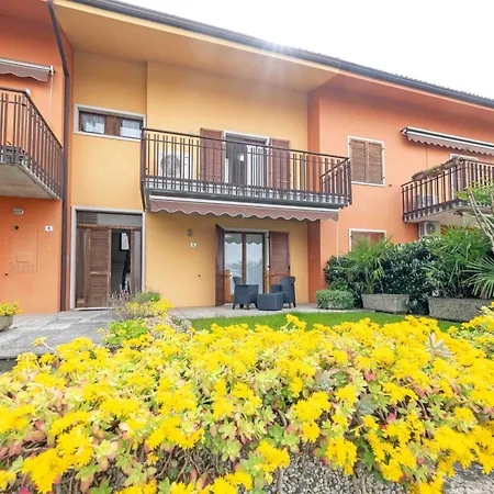 Casa Ruby Geraeumige Mit Pool *