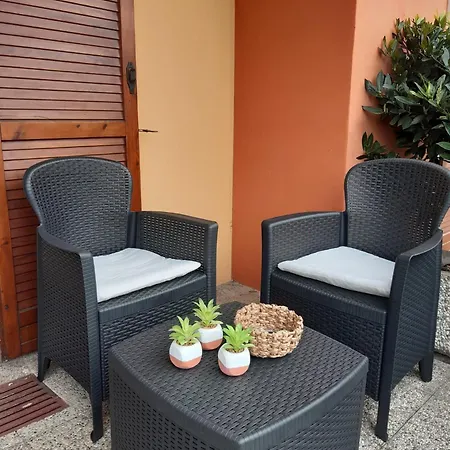 Апартаменты Casa Ruby Geraeumige Mit Pool Pacengo Di Lazise